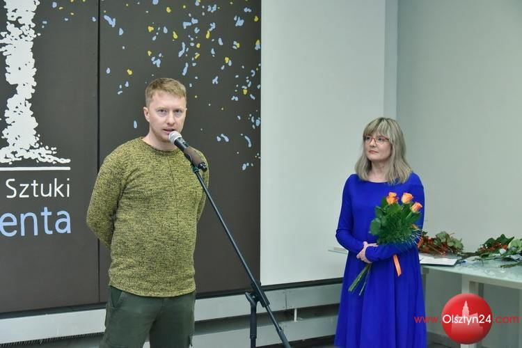 Wystawa „Rozbrojenie jaźni” Tomasza Drewicza w prezencie od BWA dla olsztyńskich miłośników sztuki