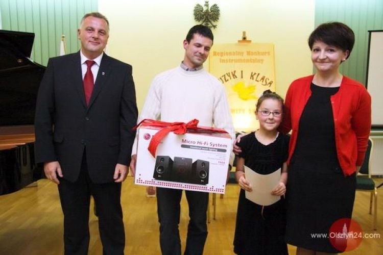 Są utalentowani muzycy, musi być sala koncertowa. W Dywitach!