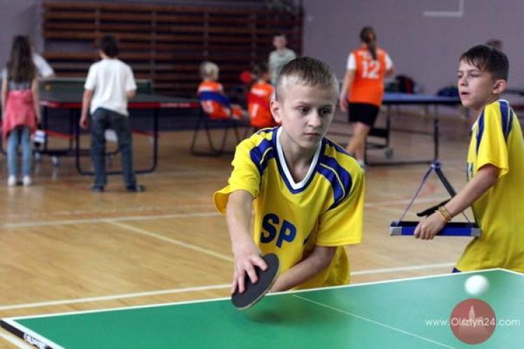 Uczniowie z podstawówek rywalizowali o mistrzostwo Olsztyna w tenisie