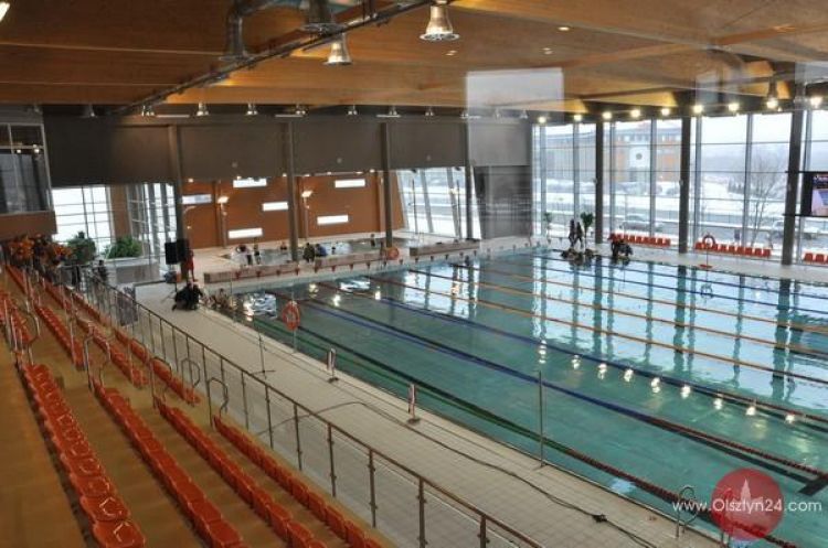 Basen uniwersytecki otwarty