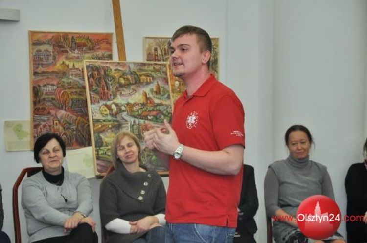 Każdy z urzędników starostwa udzieli pierwszej pomocy