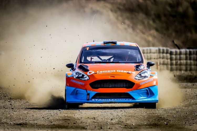 Zbigniew Staniszewski najlepszy w pierwszej rundzie Mistrzostw Polski RX w Słomczynie