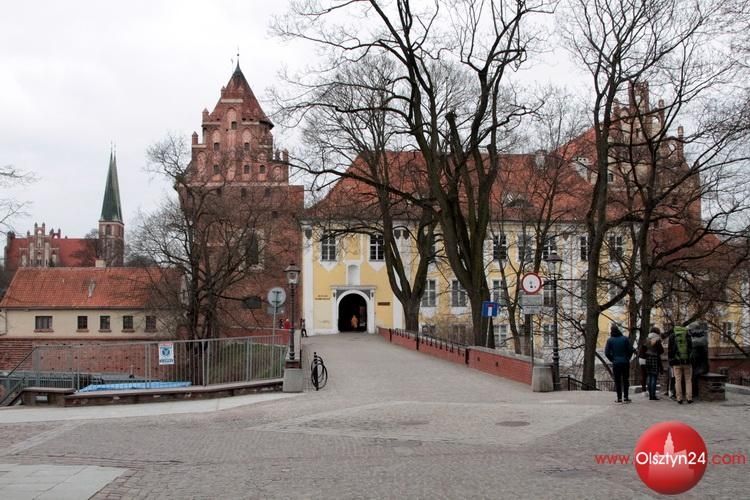 Mobilny przewodnik „Szlak Zamków Gotyckich” został poszerzony i zyskał nowe funkcjonalności
