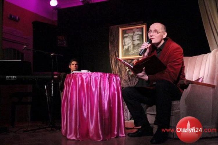 Tłum olsztynian na wieczorze poświęconym Wisławie Szymborskiej