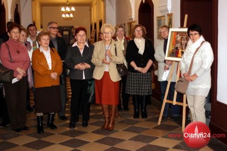 Grupa Malarska „To My” wystawia w ratuszu