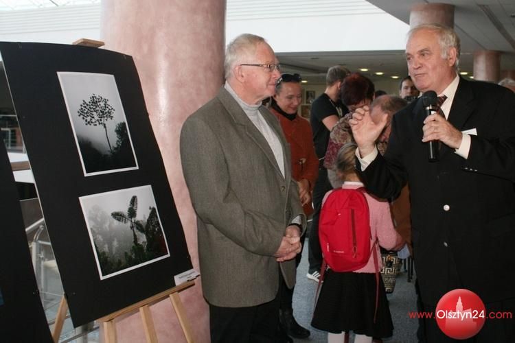 Pracownicy i emeryci UWM po raz szósty prezentują swój dorobek artystyczny