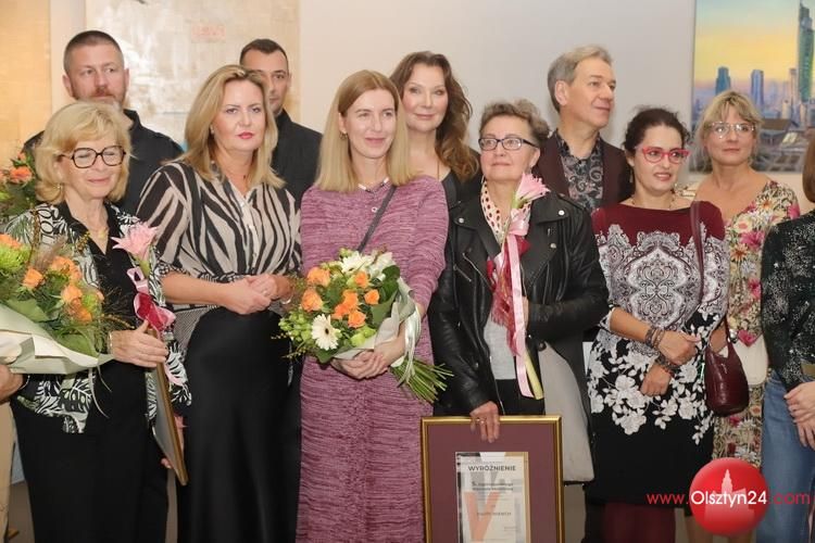 Laureaci V Ogólnopolskiego Biennale Malarstwa odebrali nagrody i wyróżnienia