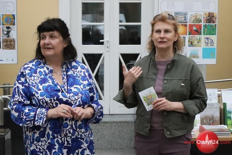 W Galerii Stary Ratusz WBP finiszowała wystawa ilustracji do książek z bajkami Ignacego Krasickiego