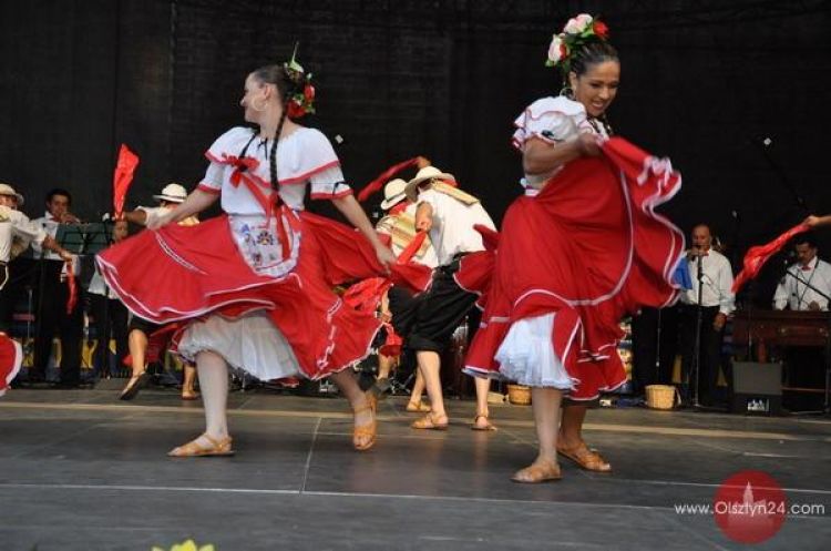 Światowego folkloru w Olsztynie dzień drugi