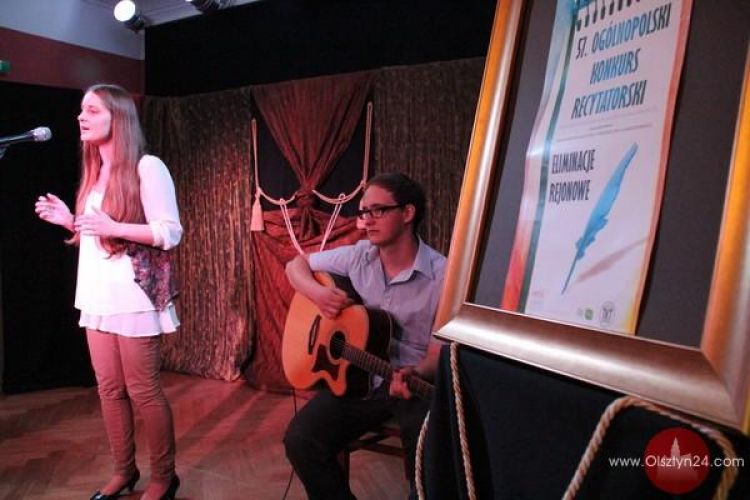 Recytowali i śpiewali w MOK-u