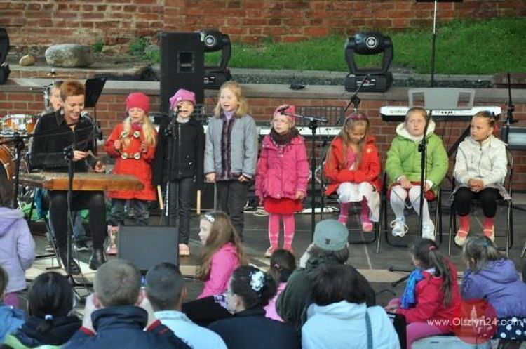 Koncert „Dzieci Dzieciom” w Amfiteatrze