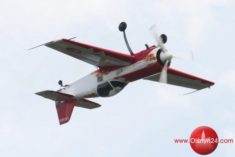 Jurgis Kairys gwiazdą, F-16 wydarzeniem V Rodzinnego Pikniku Lotniczego