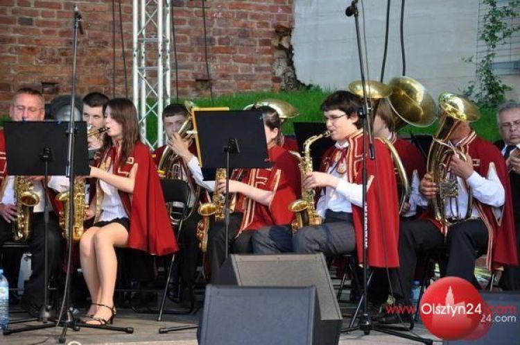 Festiwal chórów i orkiestr trwa...