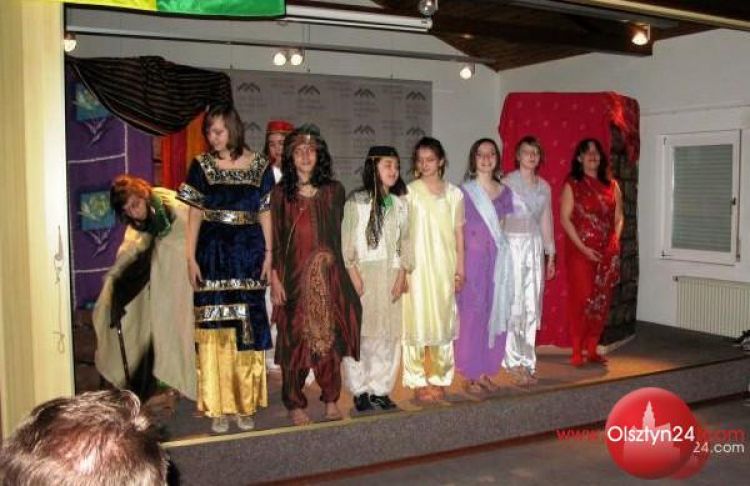 Podarowali żabę, dostali kufel