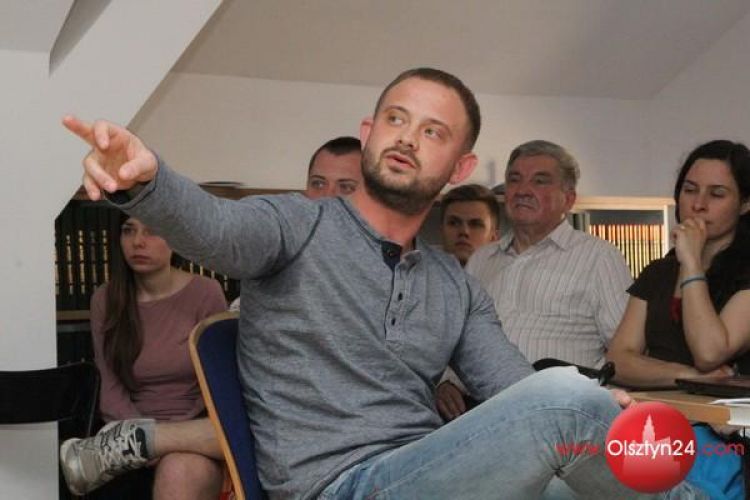 Kandydaci na mistrzów fotografii pobierali nauki w Starym Ratuszu WBP