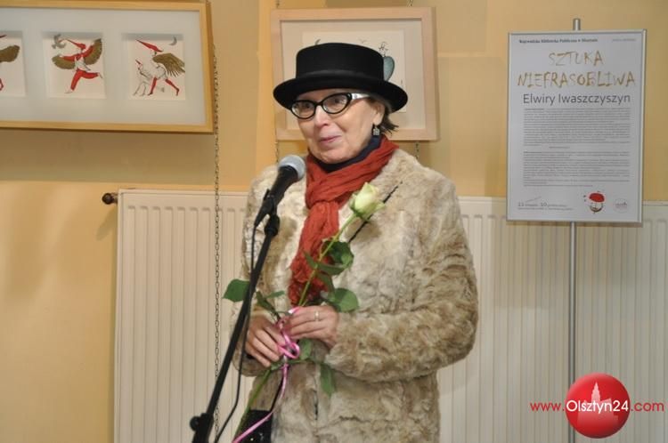 Finisaż wystawy prac Elwiry Iwaszczyszyn odbył się w Starym Ratuszu WBP