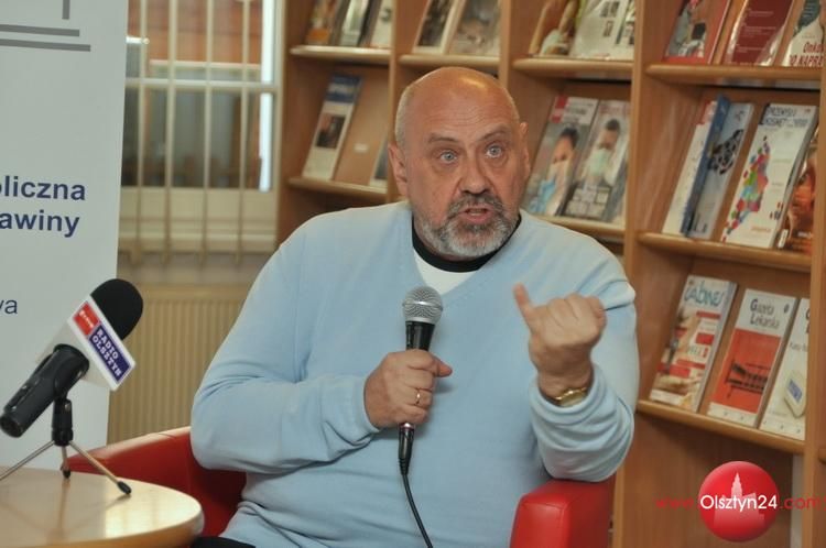 Z Wacławem Radziwinowiczem o sytuacji w Rosji rozmawiano w Starym Ratuszu WBP