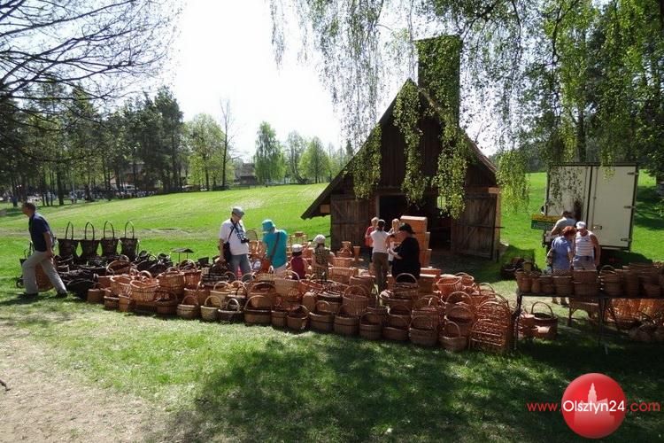 Zapleciona majówka w skansenie w Olsztynku