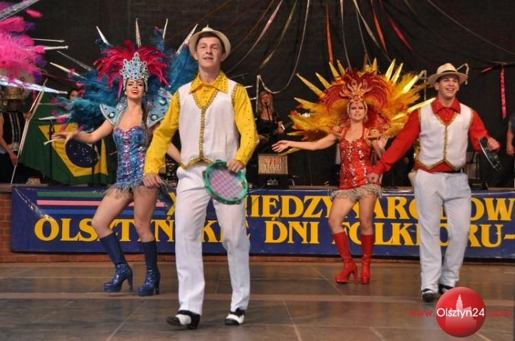 Uczestnicy XX Międzynarodowych Olsztyńskich Dni Folkloru zaprezentowali się publiczności w amfiteatrze