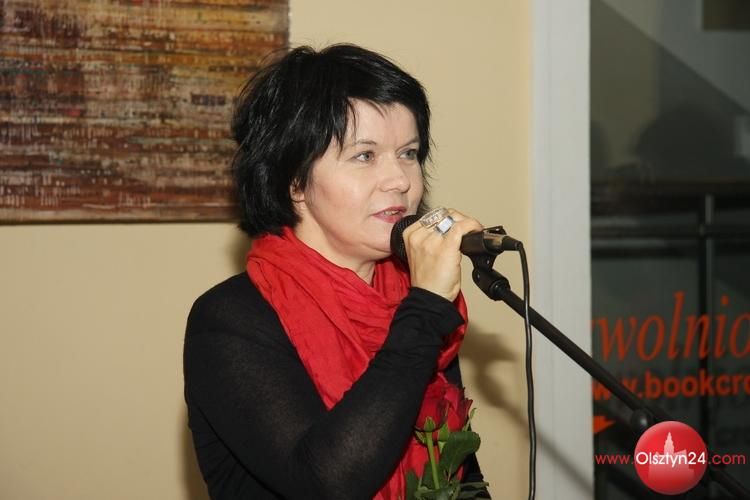 Wystawę „NIE-PAMIĘĆ” Ewy Pohlke otwarto w Starym Ratuszu 