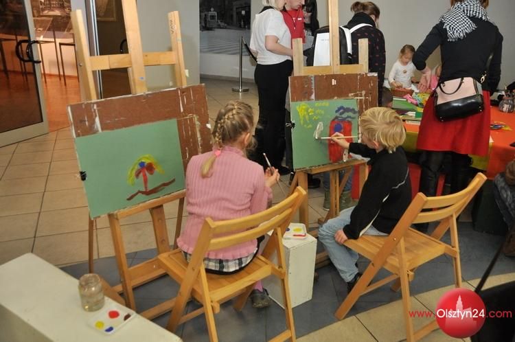 Artystyczną sobotą w BWA pożegnano wystawę pokonkursową IX Biennale Sztuki