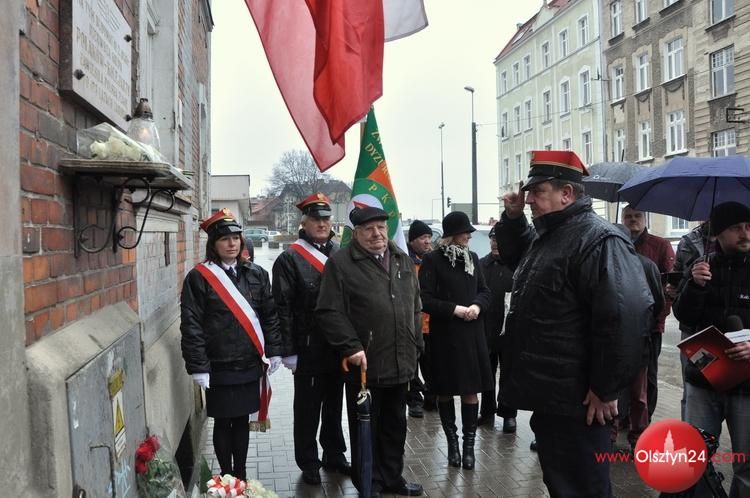 Uczcili pamięć kolejarzy, którzy wsparli powojenną odbudowę Olsztyna