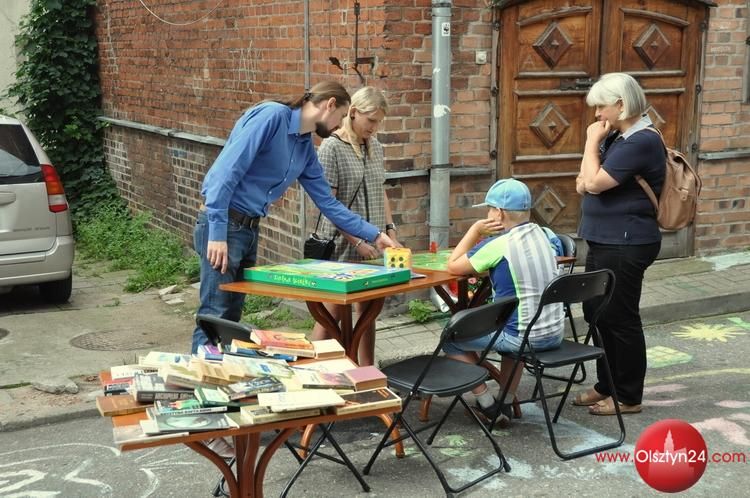MBP i MOK zaprosiły na wakacyjne spotkanie z książką