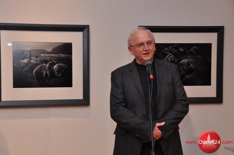 Wystawę fotografii Tomasza Gudzowatego otwarto w BWA