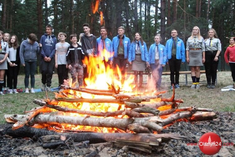 Harcerskie ognisko nad Gimem