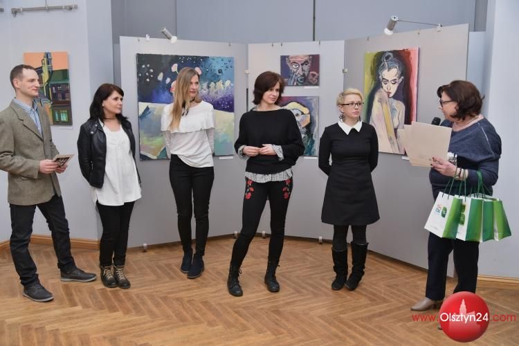 Kolektyw malarski 4 Pokoje na parapetówce w Amfiladzie