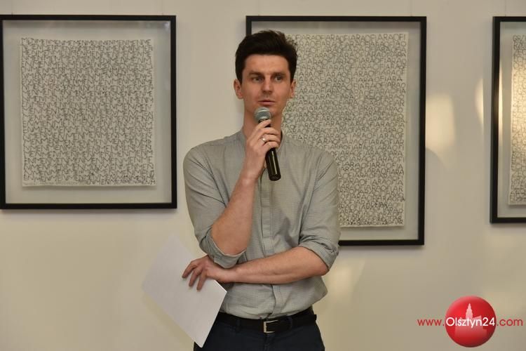 Wojtek Moskwa zaprezentował „Krainę” w BWA
