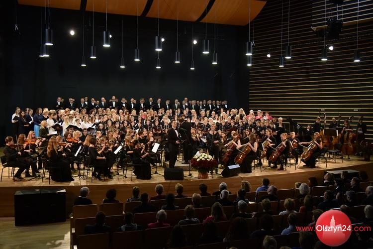 Muzyczny hołd Niepodległej złożył WMOPZChiO 