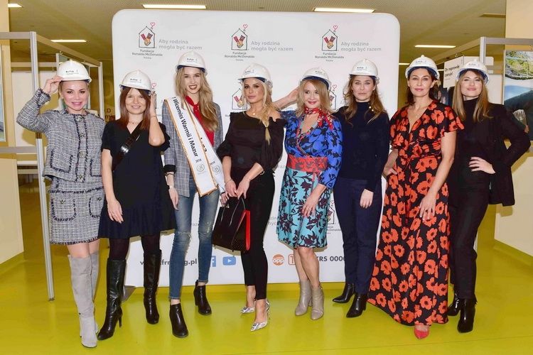Miss Warmii i Mazur wspierają Fundację Ronalda McDonalda