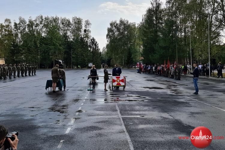 Wamińsko-mazurscy terytorialsi otrzymali sztandar