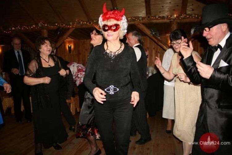 Balowali słuchacze Uniwersytetu Trzeciego Wieku