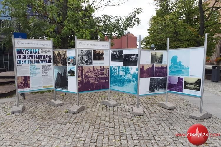Wystawa „Odzyskane – Zagospodarowane – Zdemitologizowane...” stanęła przed olsztyńskim ratuszem