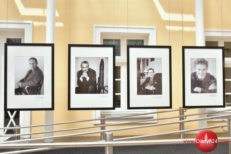 Wystawa portretów autorstwa Zofii Nasierowskiej na zakończenie Tygodnia Bibliotek w WBP