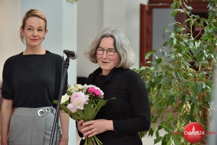 Malarstwo Joanny Gołaszewskiej „Inspirowane Warmią” prezentowane było w Galerii Marszałkowskiej