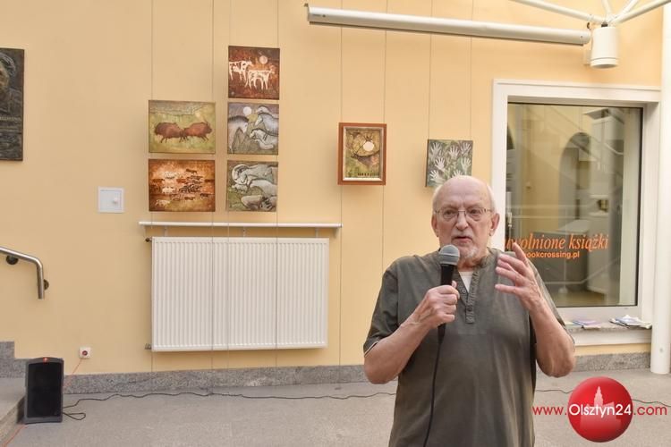Eugeniusz Jerzy Obłamski prezentuje swoje malarstwo w Galerii Stary Ratusz
