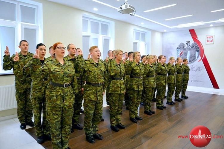 Ślubowanie nowo przyjętych oraz wyróżnienia i odznaczenia dla zasłużonych