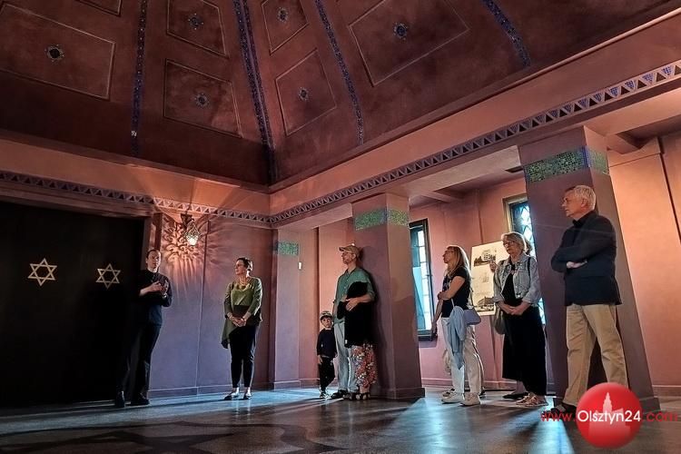 Wystawę Filipa Żuchowskiego „Mendelsohn. Tzitutim” otwarto w Domu Mendelsohna 