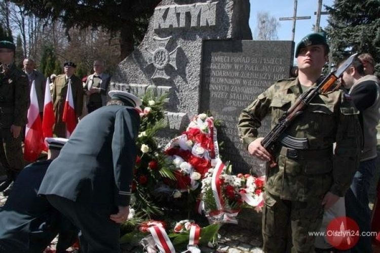 Ku pamięci ofiar Katynia