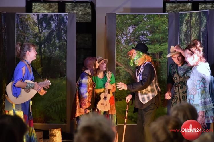 Teatr IOTA w Starym Ratuszu na zakończenie wakacji