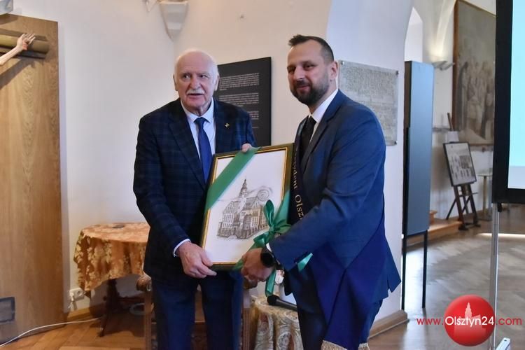 Olsztyn zyskał kolejnego Honorowego Obywatela. Został nim Mirosław Rybaczewski