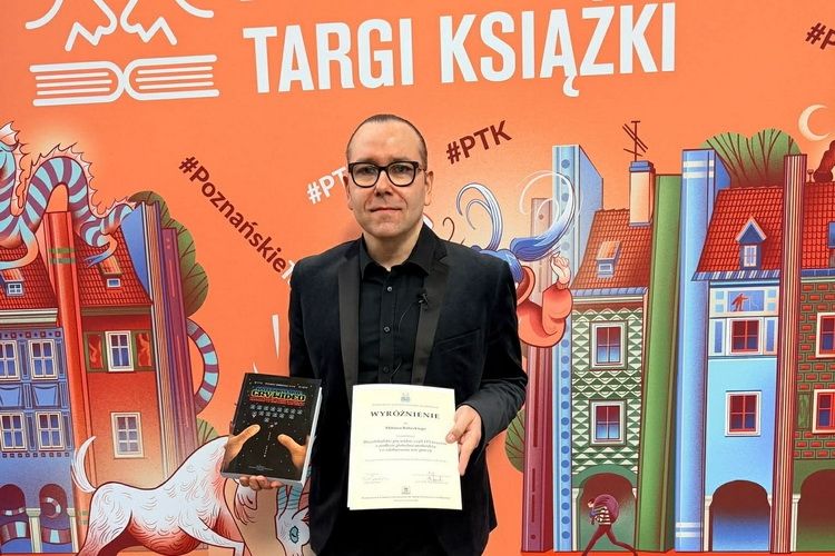 Wyróżnienie dla dr. hab. Miłosza Babeckiego w Konkursie na Najlepszą Książkę Akademicką 2026