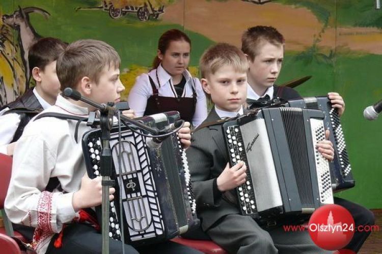 Akordeony i gitary w Olsztynie