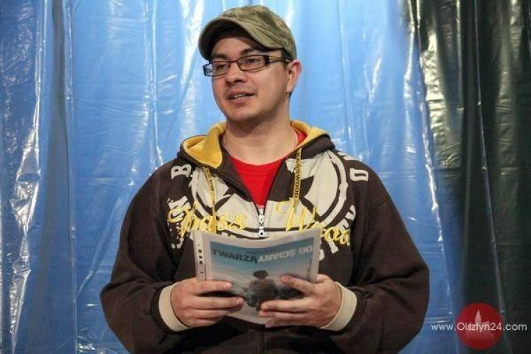 Antygala Sceny Margines