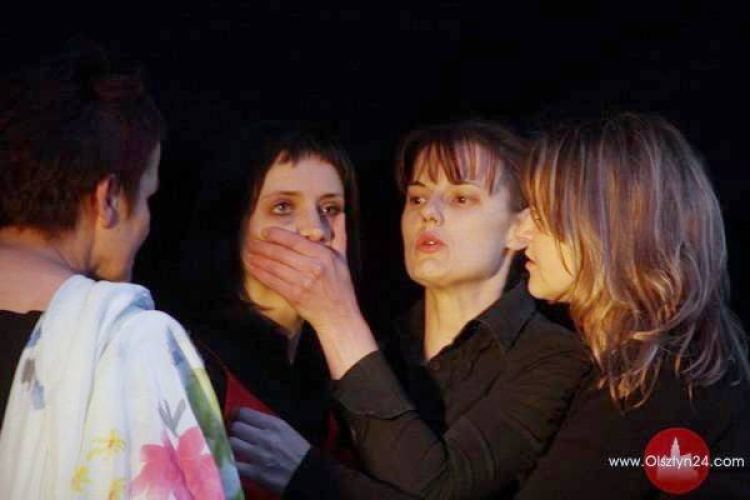 Teatralny Bartąg wystawia „Operację Czart”