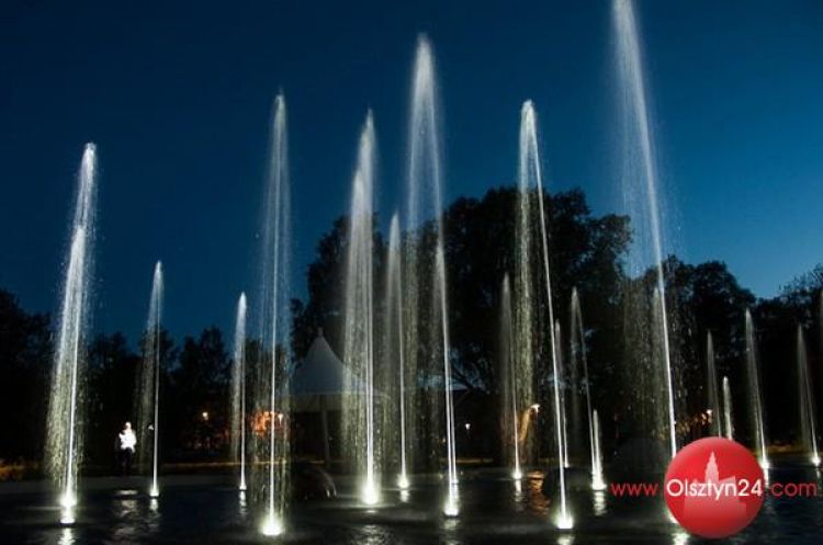 Nowa olsztyńska fontanna przeszła pomyślnie generalną próbę uruchomienia