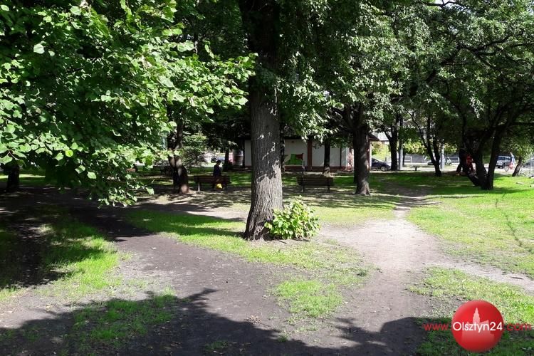 Skwer przy Pl. Pułaskiego jednak do przebudowy